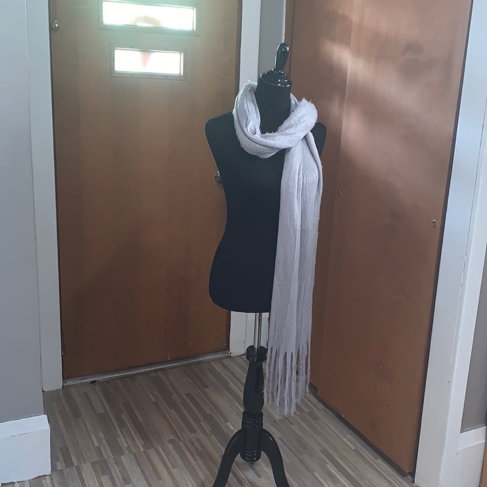 LC Lauren Conrad gray oblong fringe scarf!